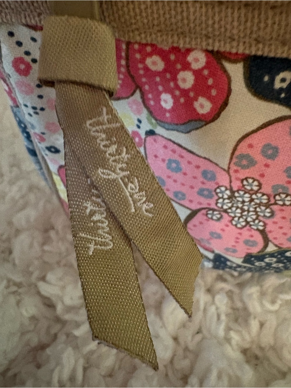 thirty-one Floral Cosmetic Bag - Picture 3 of 14